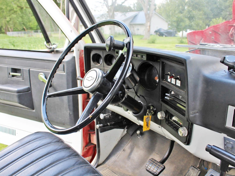 1988 CHEVROLET 16' H.D. FLATBED PLATFORM BODY 