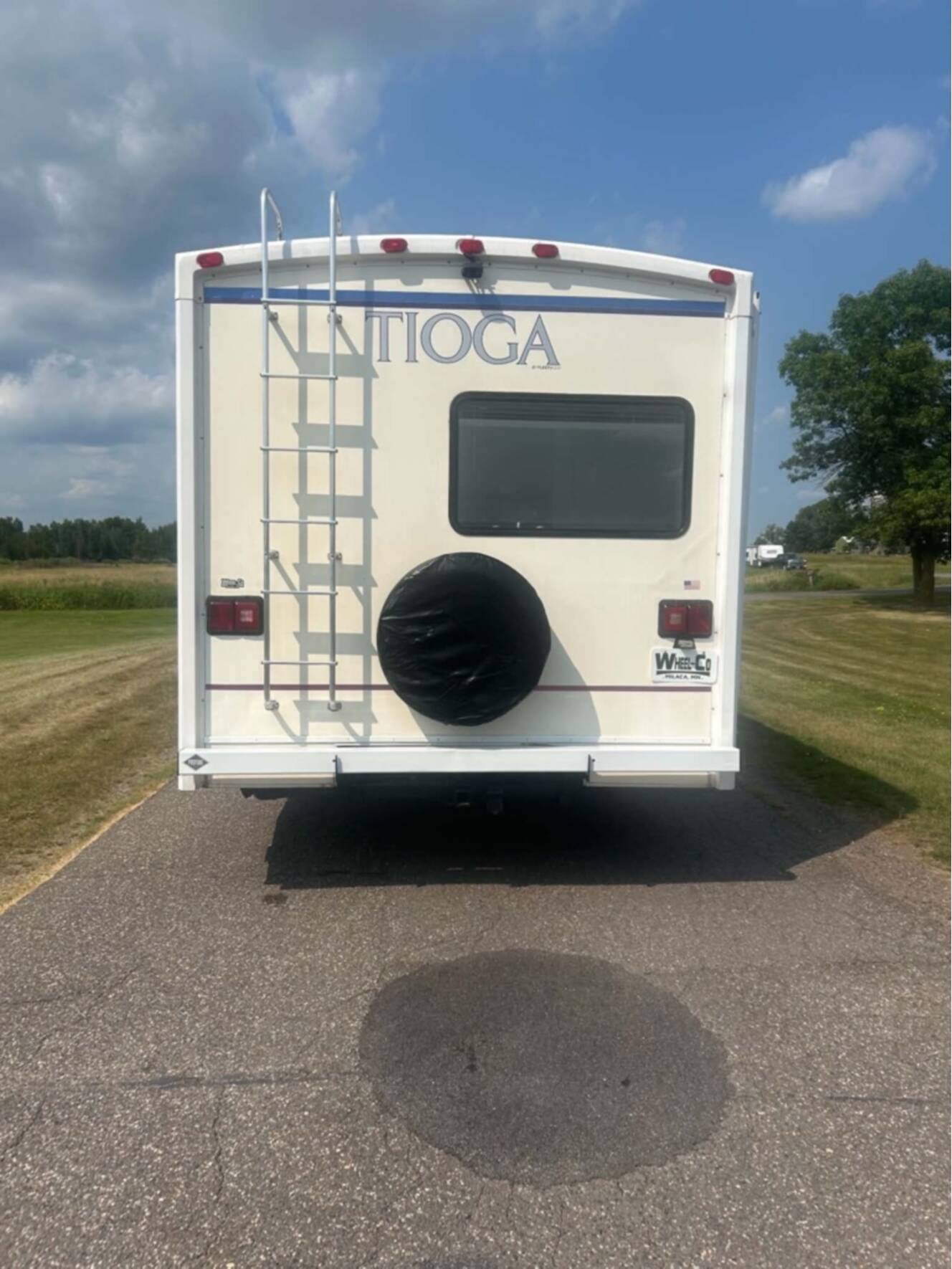 A photo of this 1998 Fleetwood TIOGA 26