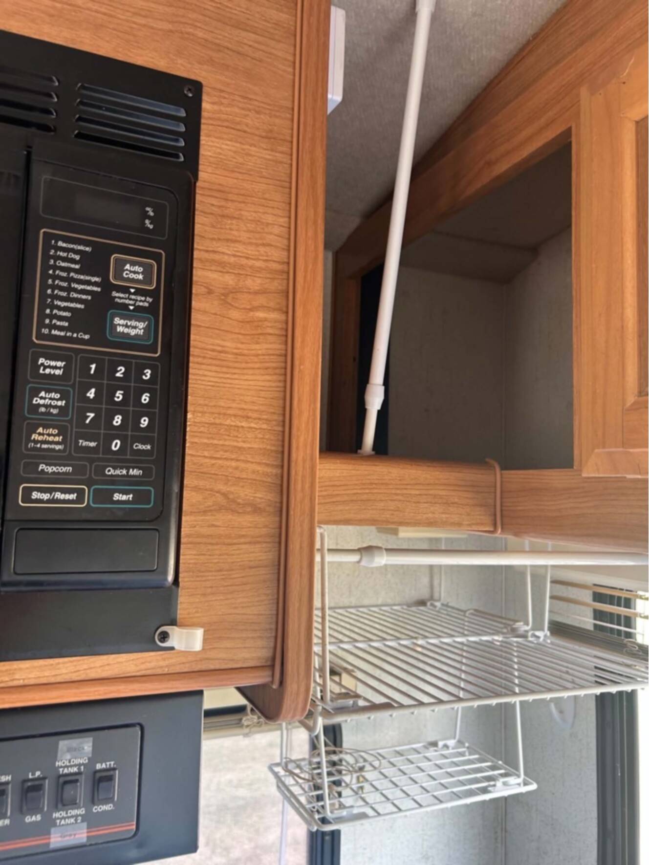 A photo of this 1998 Fleetwood TIOGA 26
