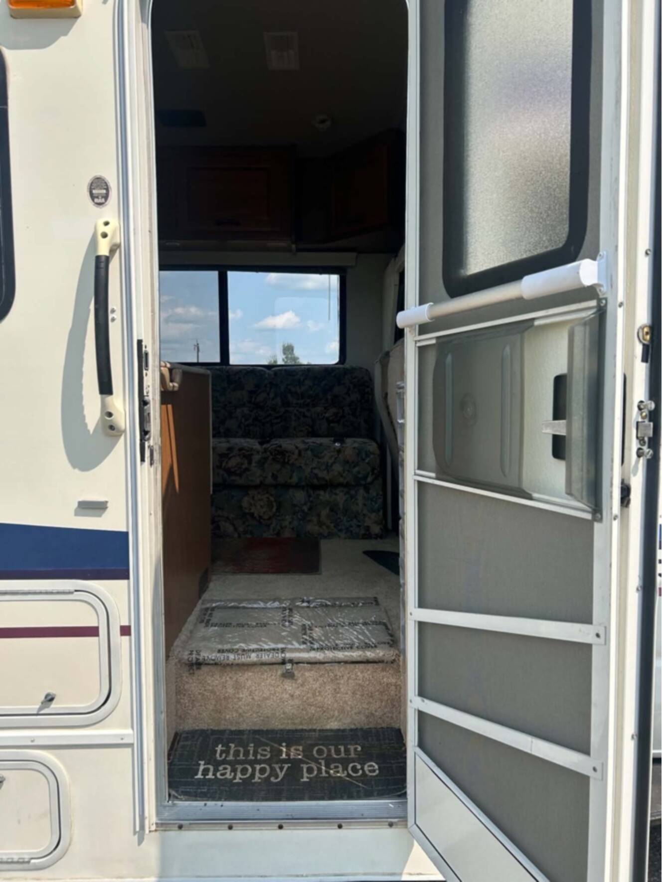 A photo of this 1998 Fleetwood TIOGA 26