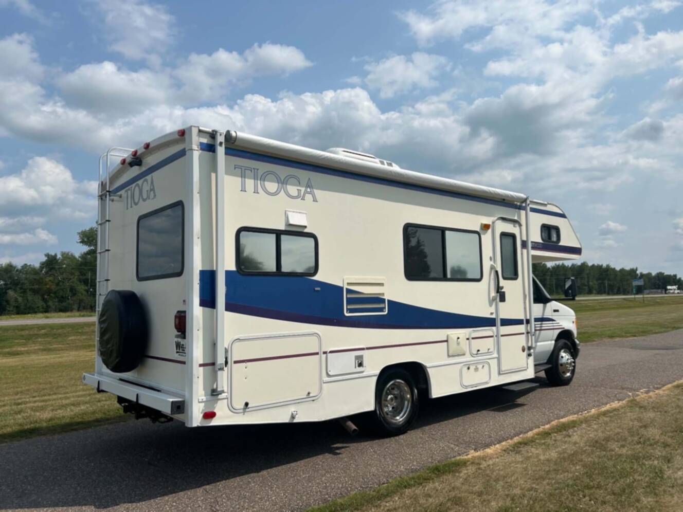 A photo of this 1998 Fleetwood TIOGA 26