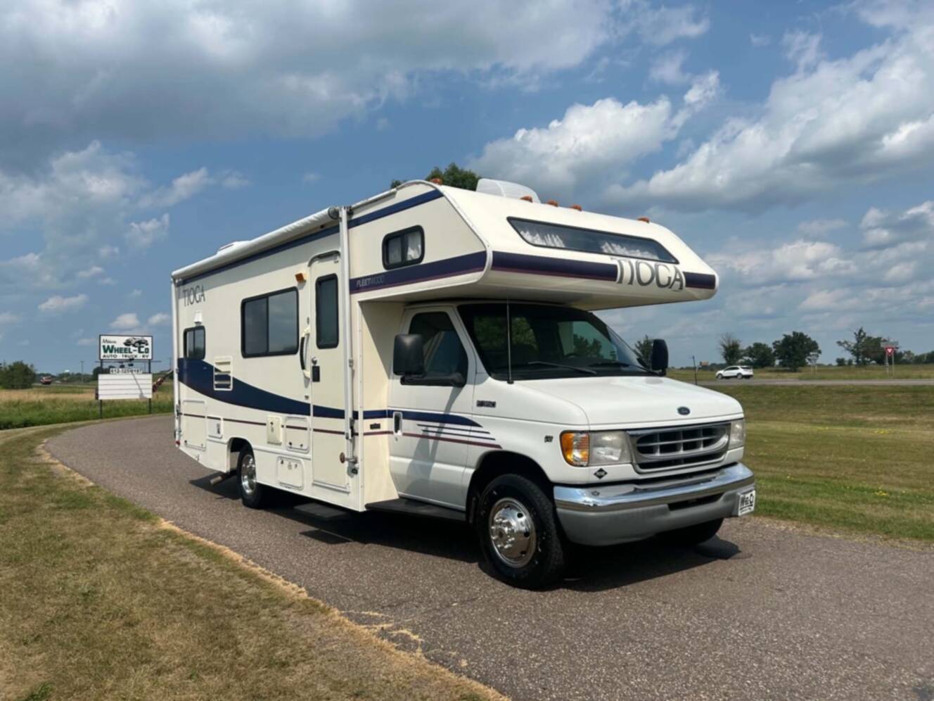A photo of this 1998 Fleetwood TIOGA 26