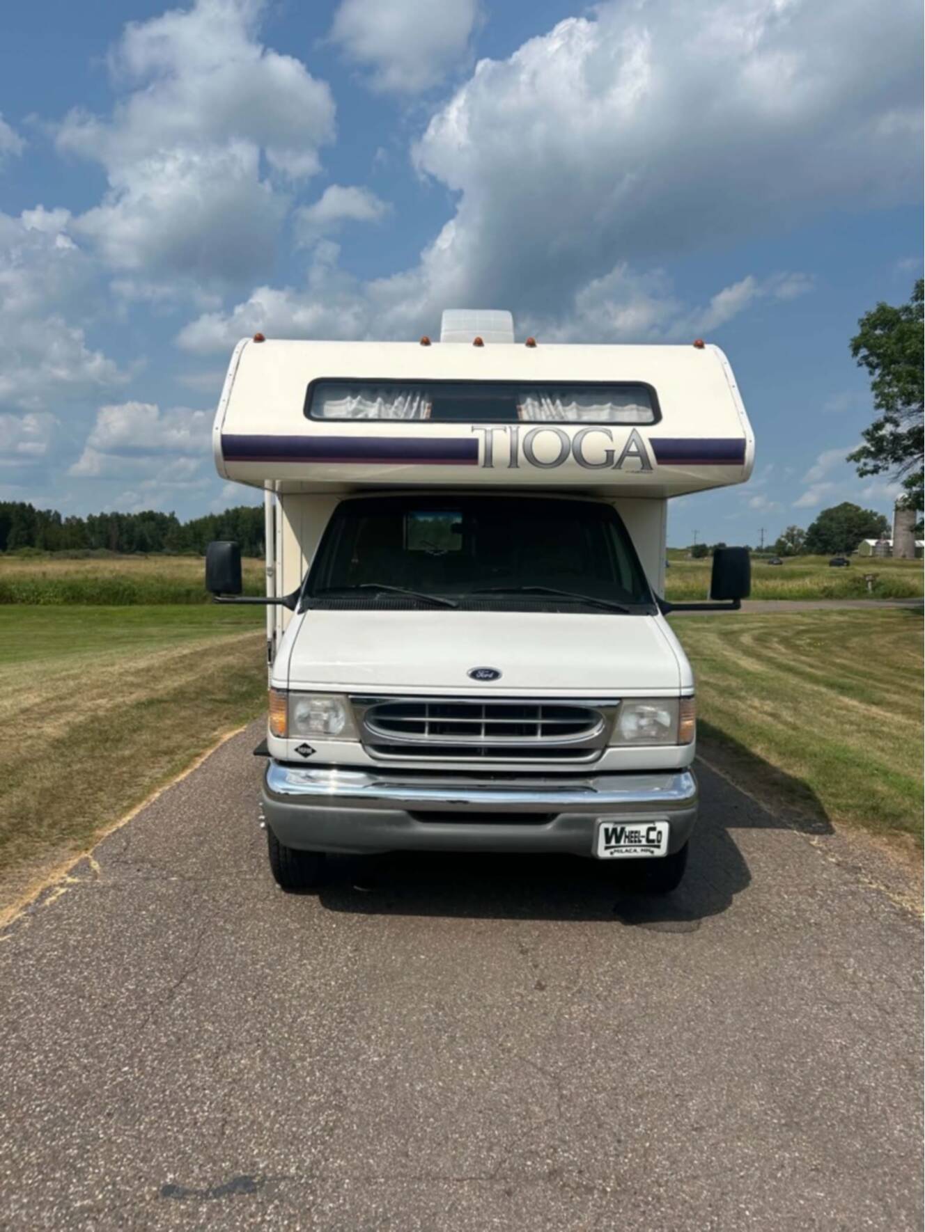 A photo of this 1998 Fleetwood TIOGA 26