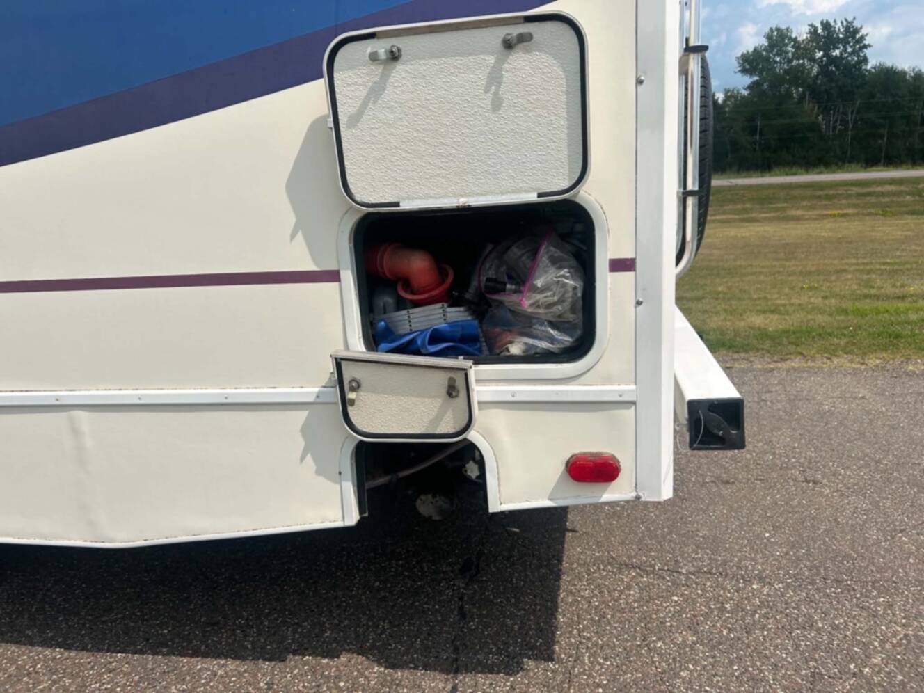 A photo of this 1998 Fleetwood TIOGA 26