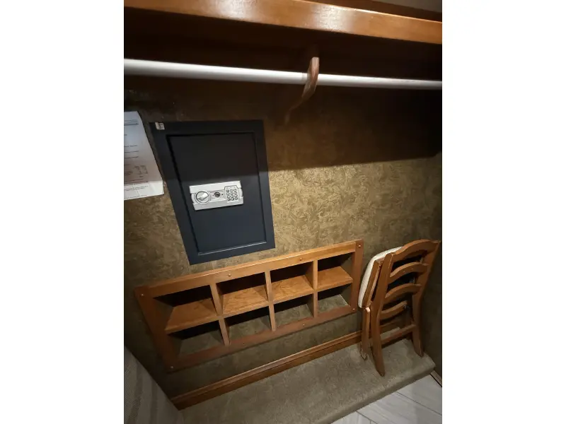 2015 TIFFIN MOTORHOMES ALLEGRO BUS 45 LP