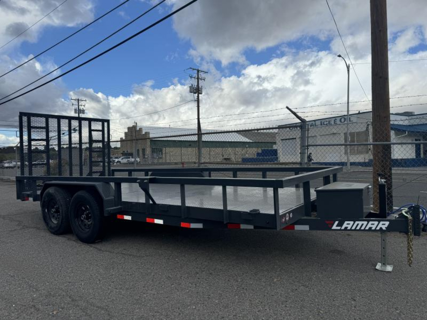 2025 Lamar Trailers U5831825 in Reno, NV