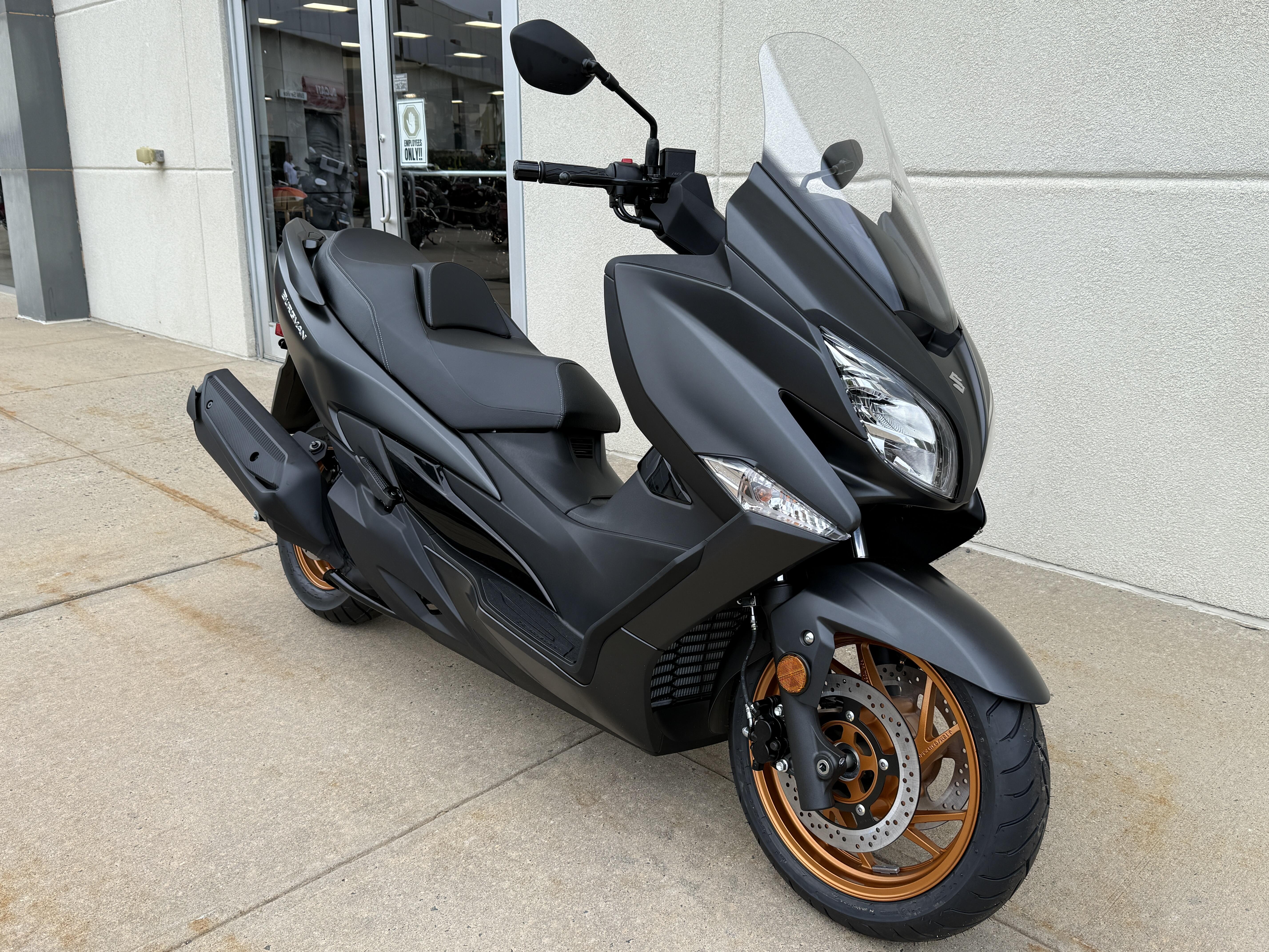 2027 Suzuki BURGMAN 400 400 in Metuchen, NJ