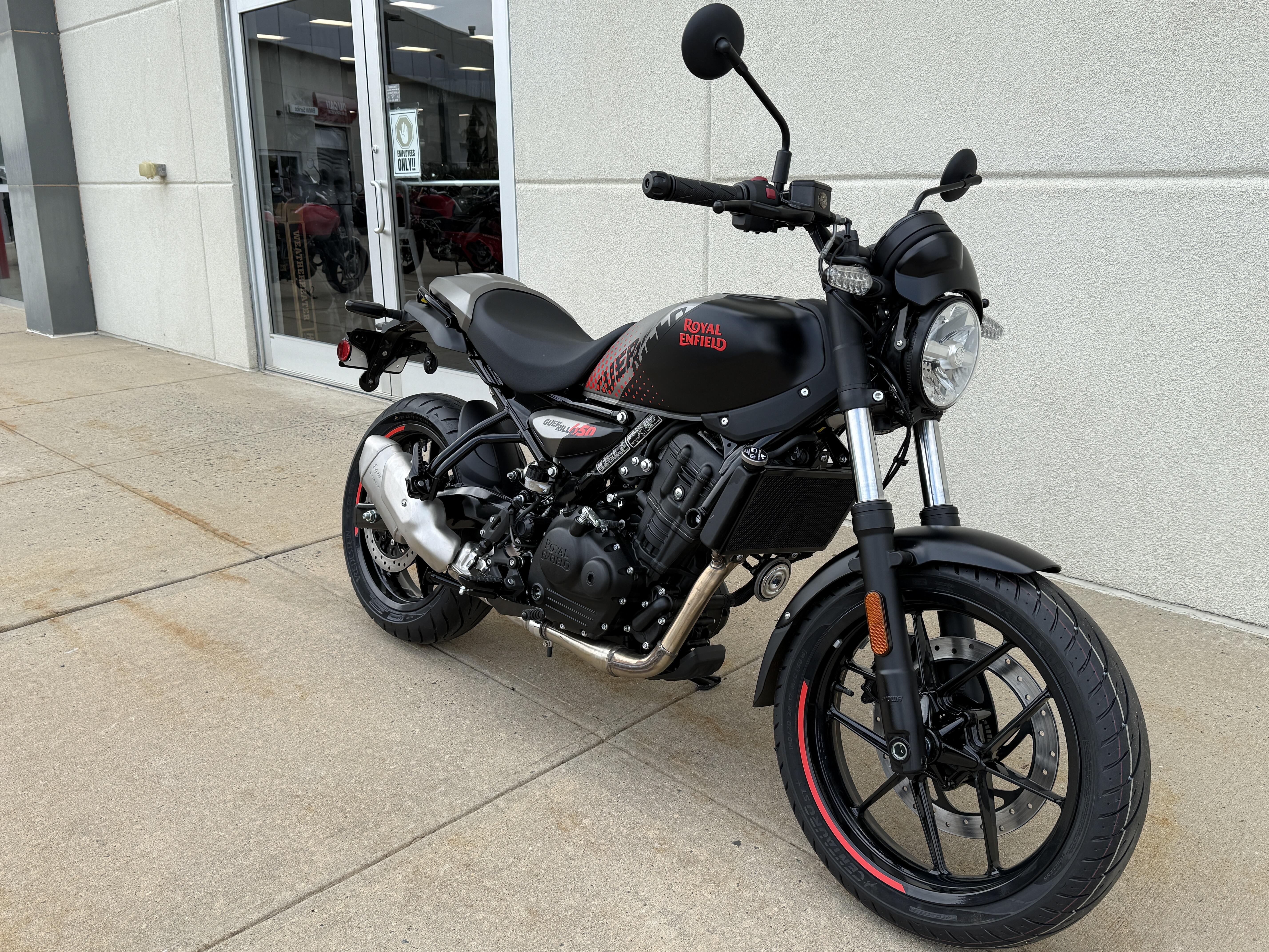 2027 Royal Enfield GUERRILLA 450 APEX 450 in Metuchen, NJ