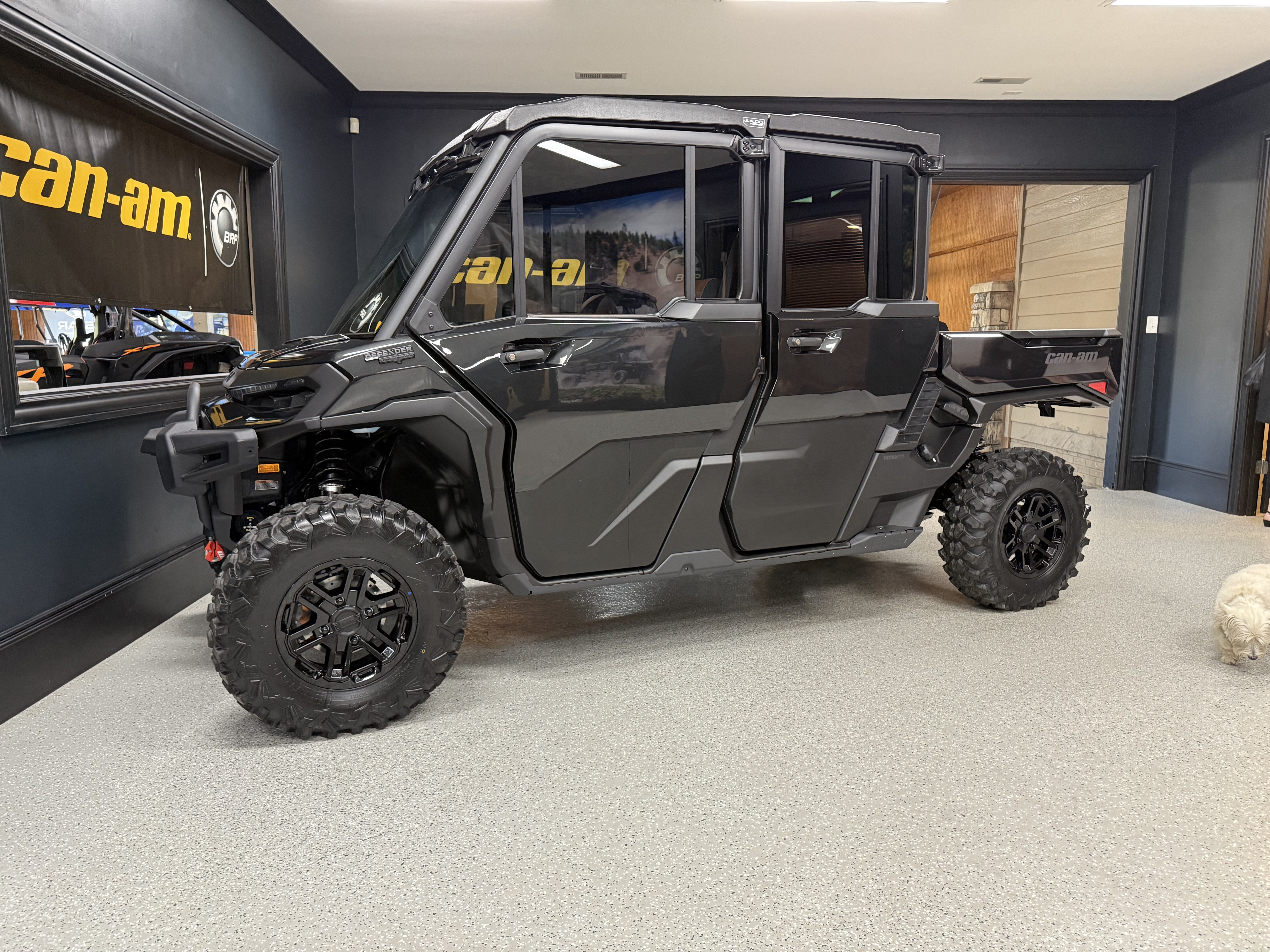 2026 Can-Am Defender MAX Lone Star CAB HD11 in iron station NC