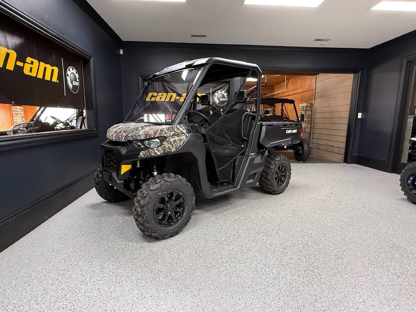 A photo of this 2026 Can-Am Defender DPS HD7