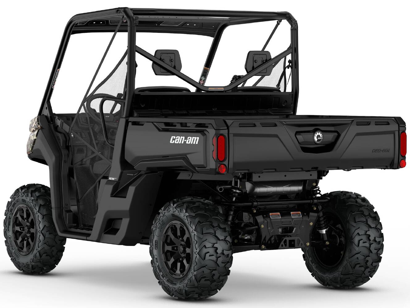A photo of this 2026 Can-Am Defender DPS HD7