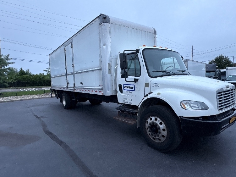 2019 FREIGHTLINER BUSINESS CLASS M2 106 in West Babylon, NY