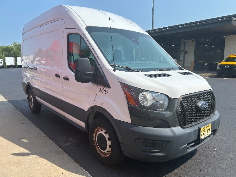 2021 FORD TRANSIT 250 in Cranbury, NJ