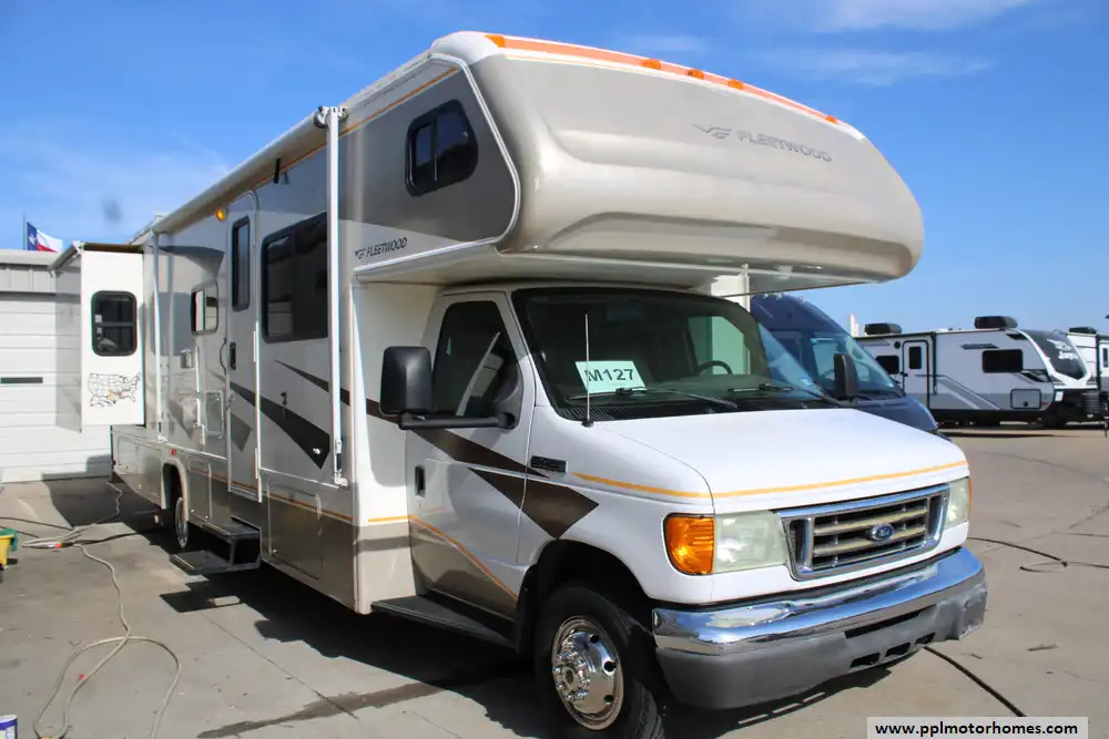 2007 Fleetwood Tioga 31M in cleburne TX