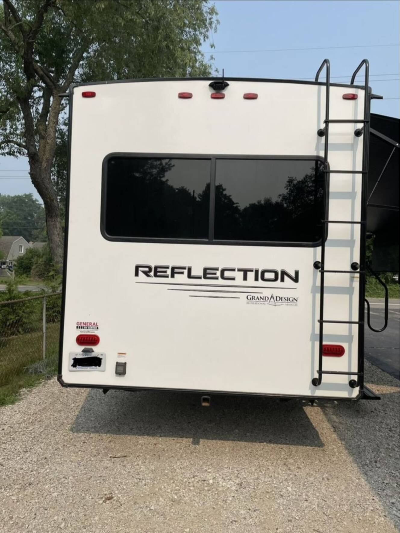 A photo of this 2023 Grand Design Reflection 296RDTS