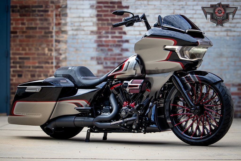 2025 Harley-Davidson FLTRX CUSTOM in Belmont, NC