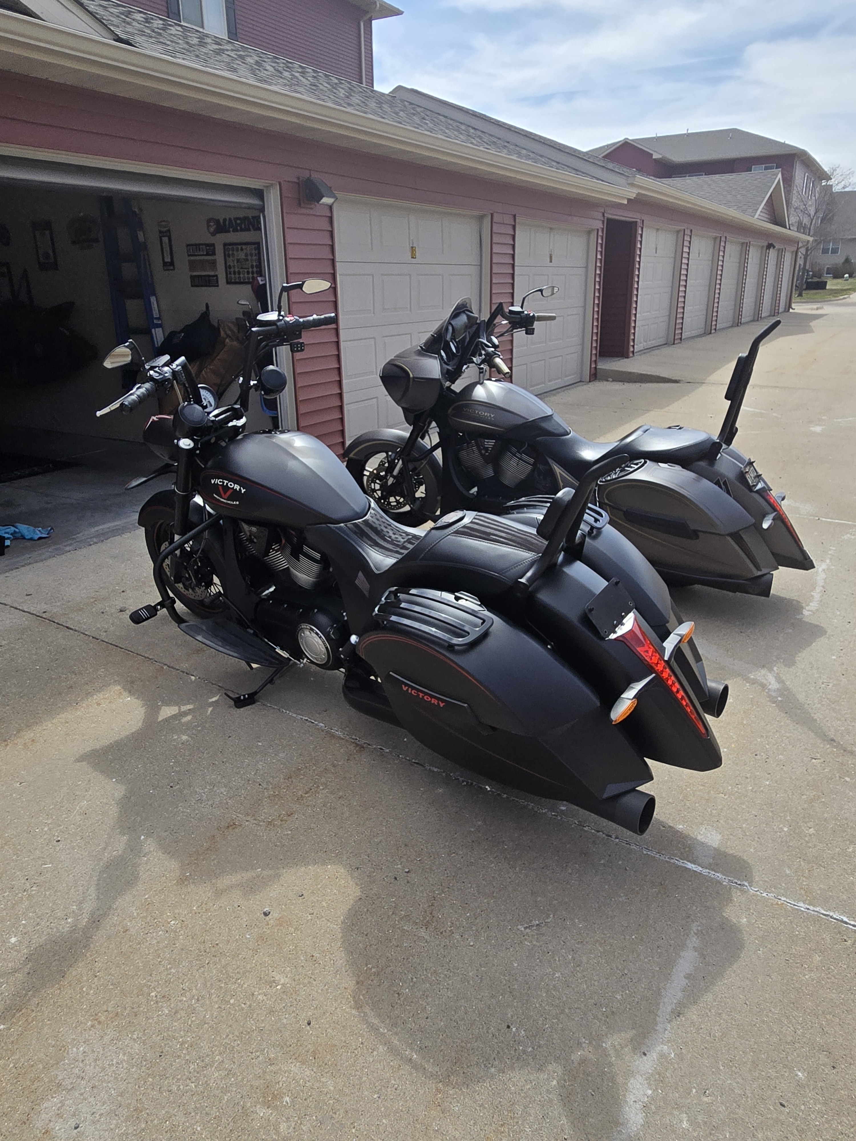 2013 Victory HARD BALL BASE BASE in H, IA
