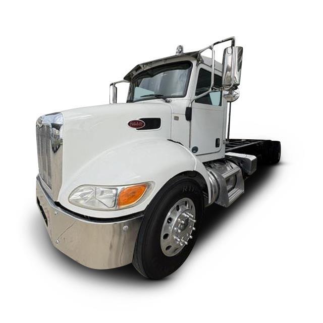 2021 PETERBILT 337 in Converse, TX