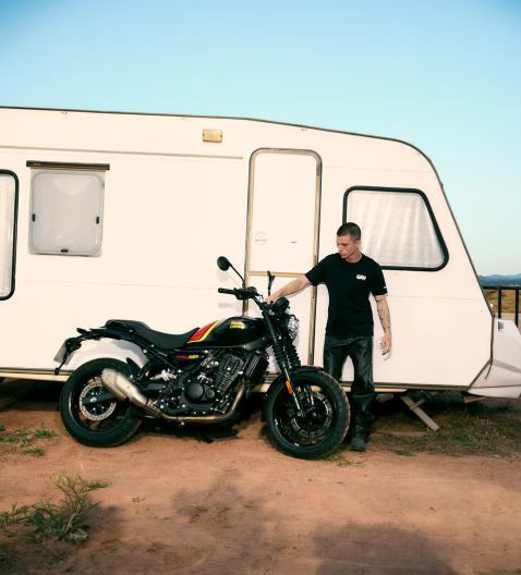 2027 Royal Enfield GUERRILLA 450 450 in Santa Clarita, CA