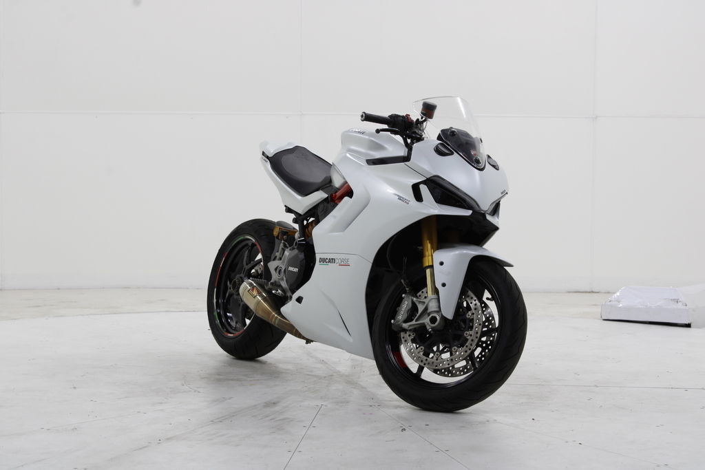 2022 Ducati SuperSport 950 S White Silk fairing 950 S in Concord, NC