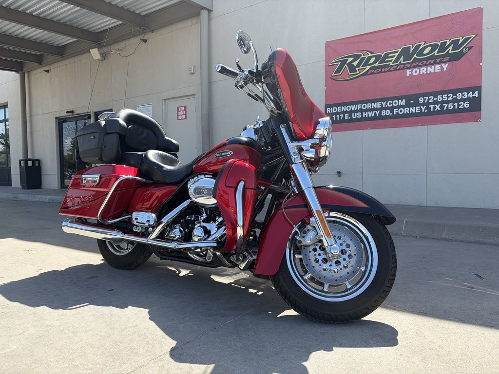 2007 Harley-Davidson FLHTCUSE2 - Ultra Classic Screamin' Eagle Electra CVO ULTRA CLASSIC in Forney, TX