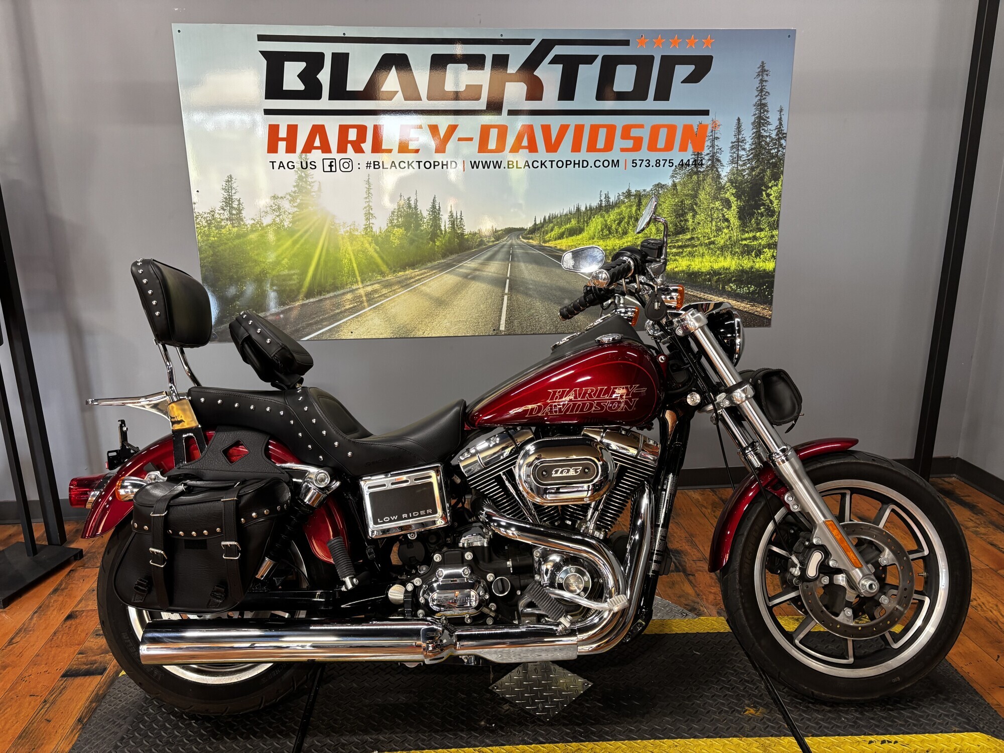 2017 Harley-Davidson Low Rider in Columbia, MO