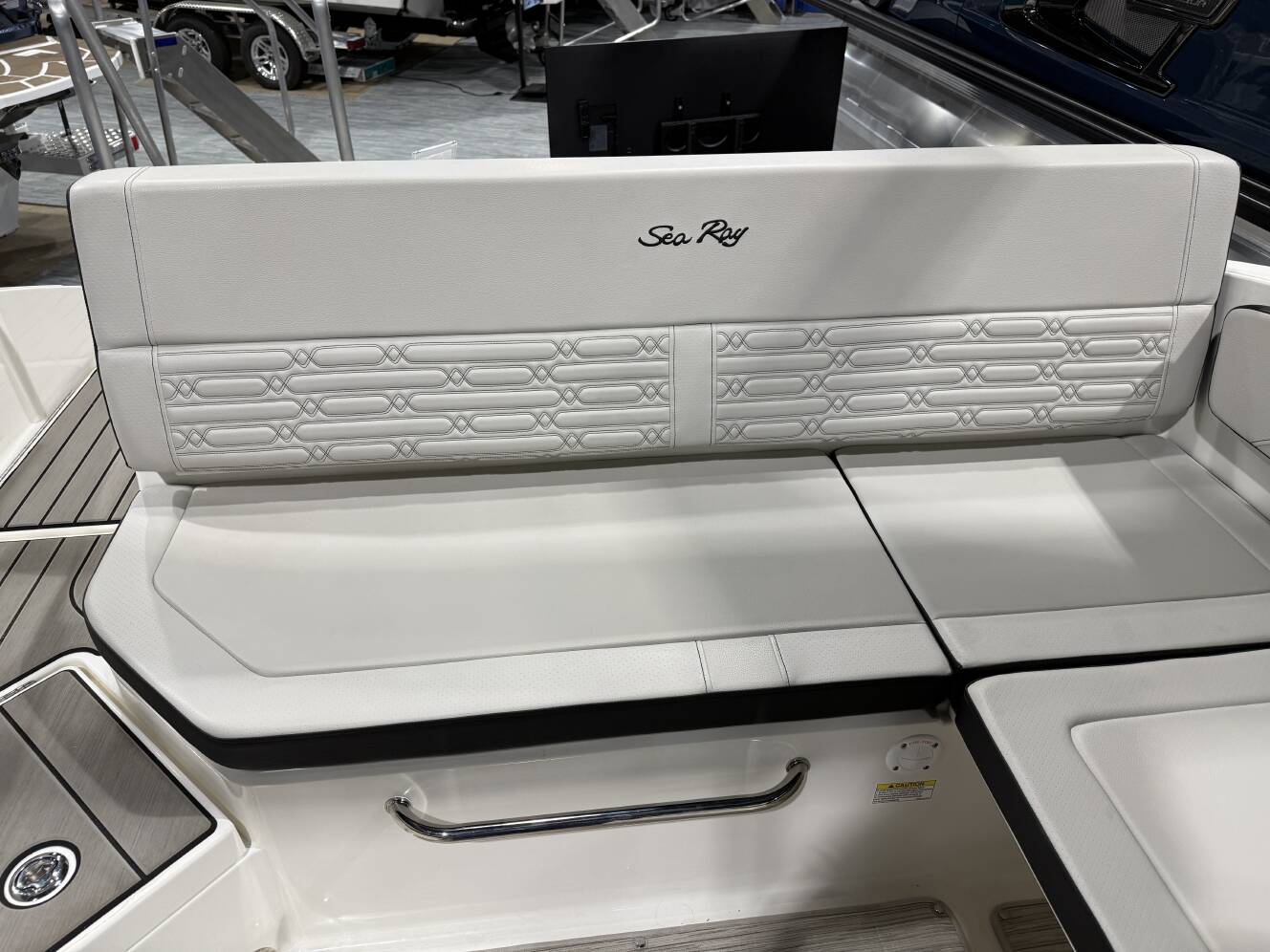 A photo of this 2026 Sea Ray SPX 210