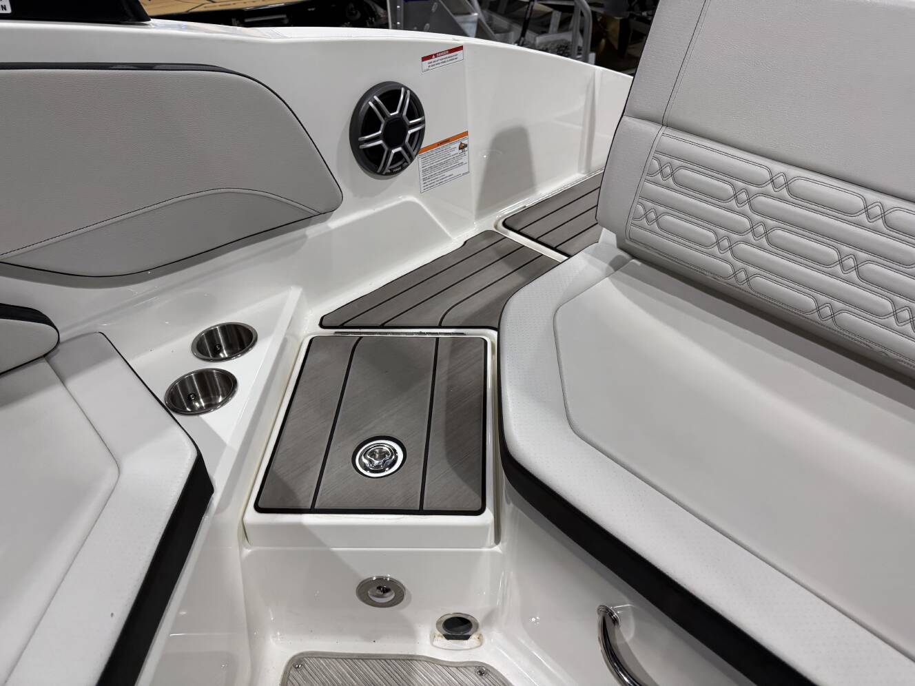 A photo of this 2026 Sea Ray SPX 210