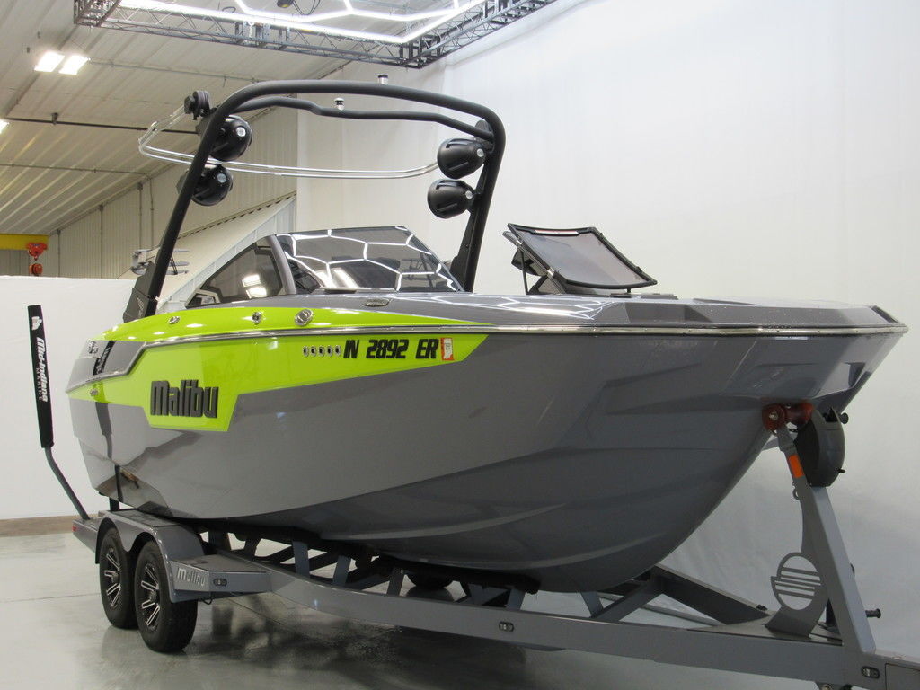 2024 Malibu Boats M220 in atlanta IN