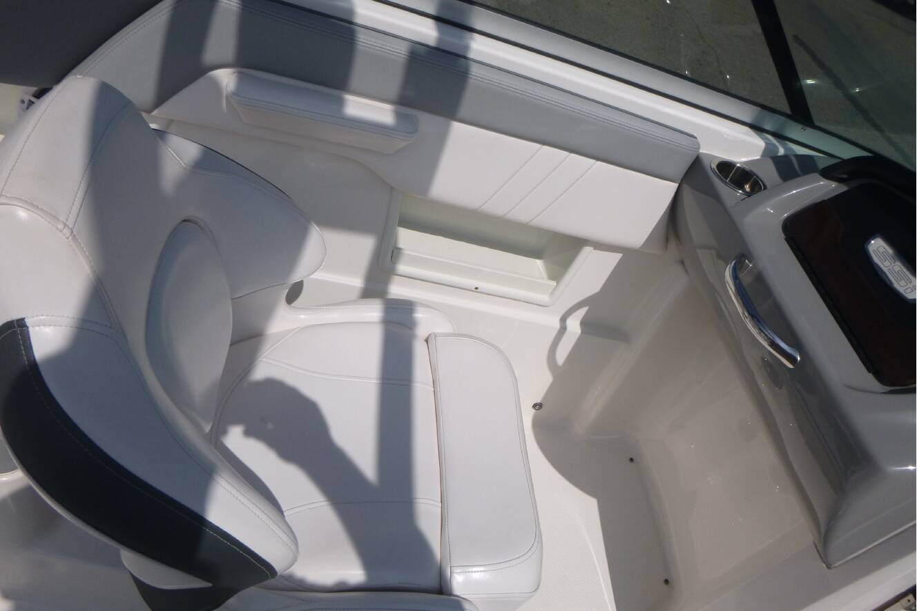 A photo of this 2021 Chaparral 23 SSi