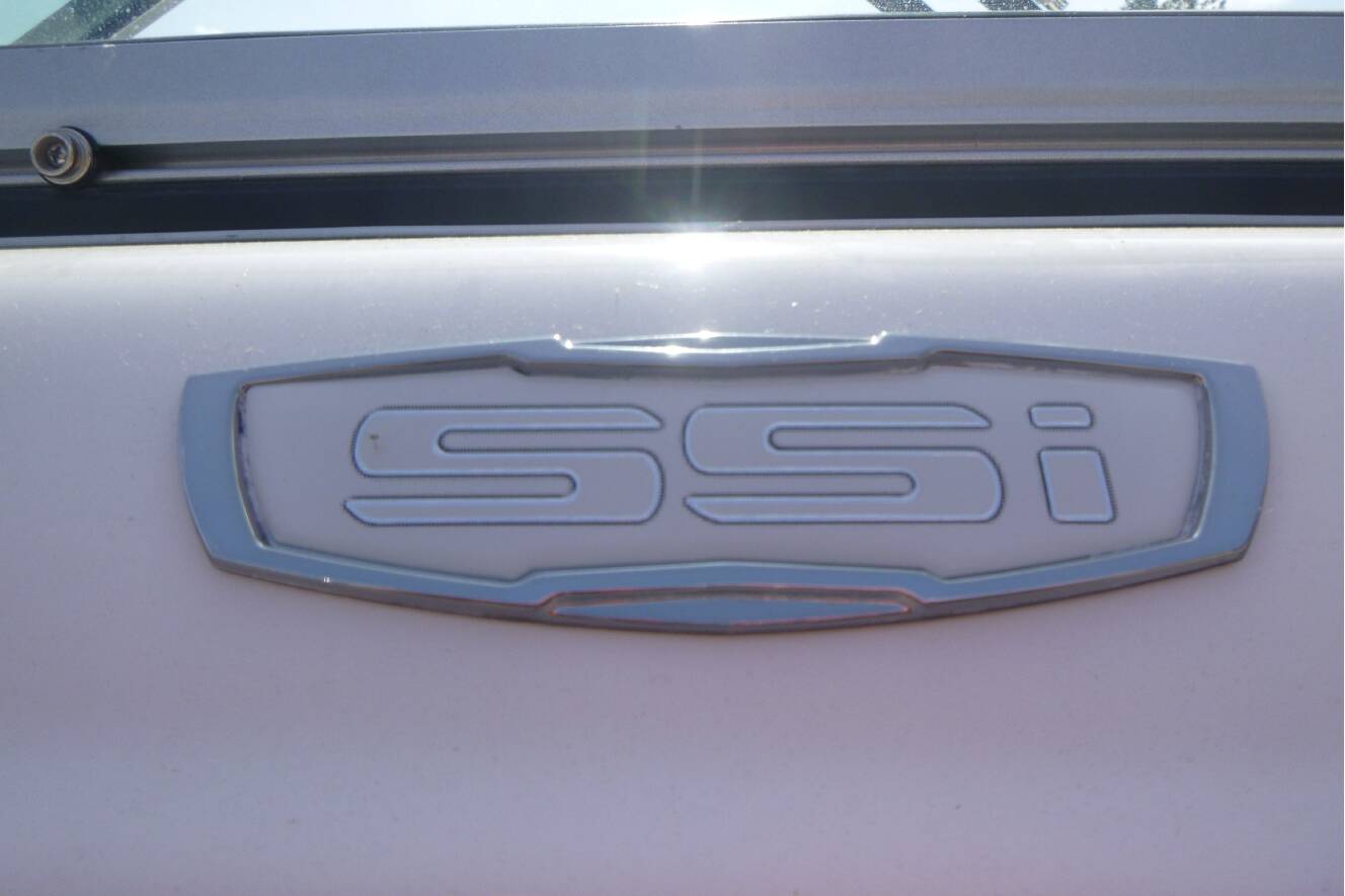 A photo of this 2021 Chaparral 23 SSi