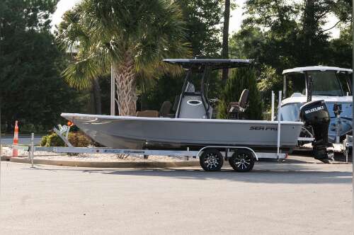 2027 Sea Pro 230DLX in cedar point NC