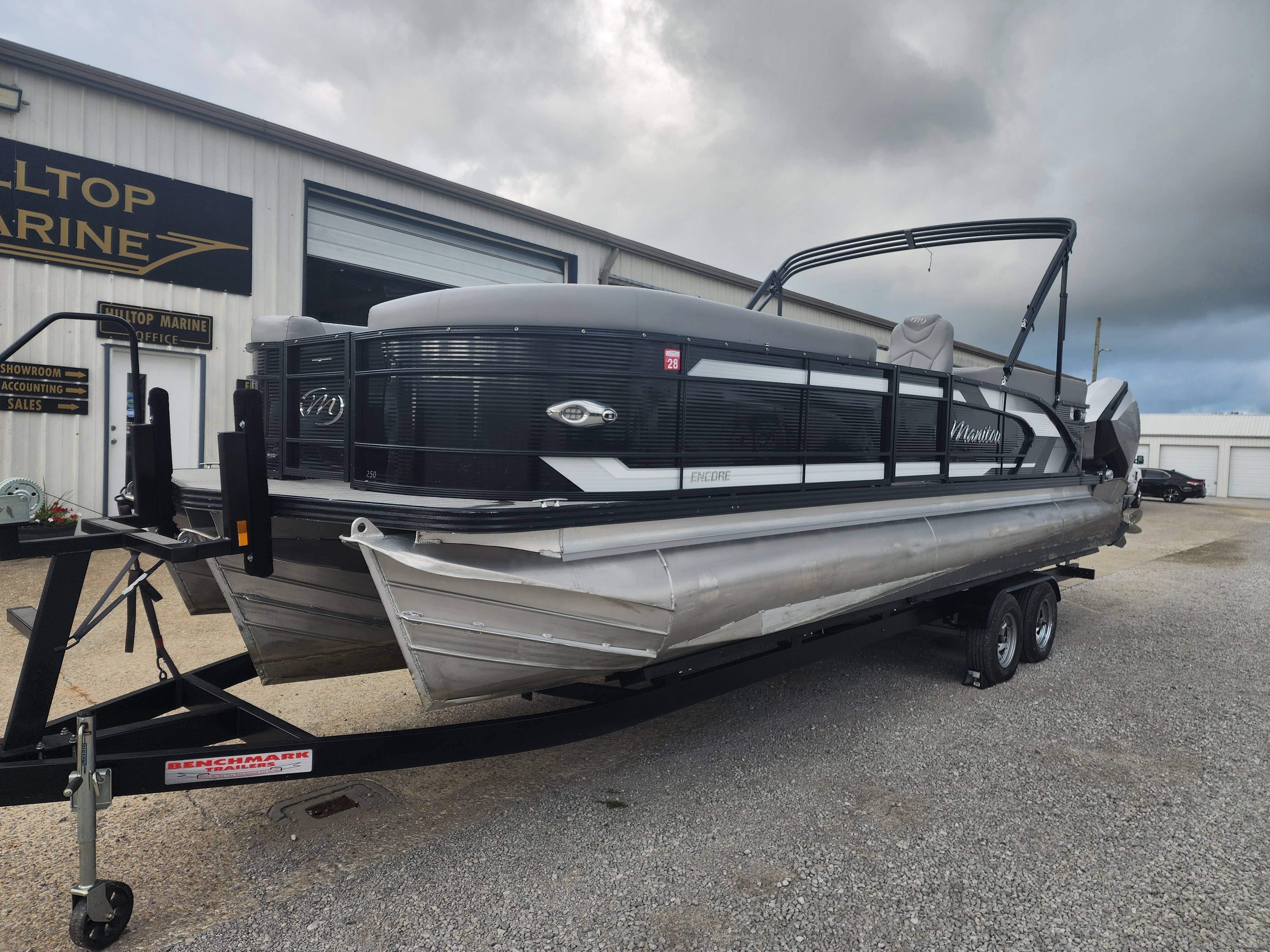 2020 Manitou Encore 25 SHP STERN LOUNGER (SL) in bronston KY