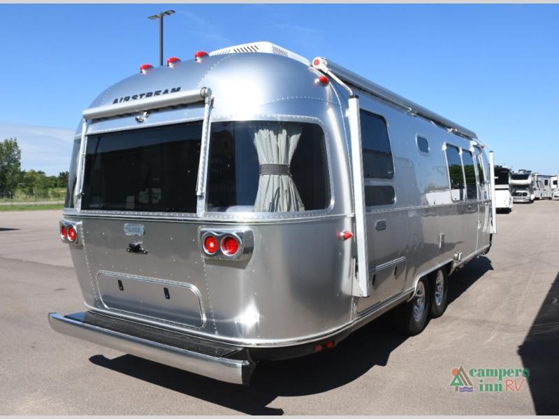 2027 Airstream Classic 28RBT in ramsey MN