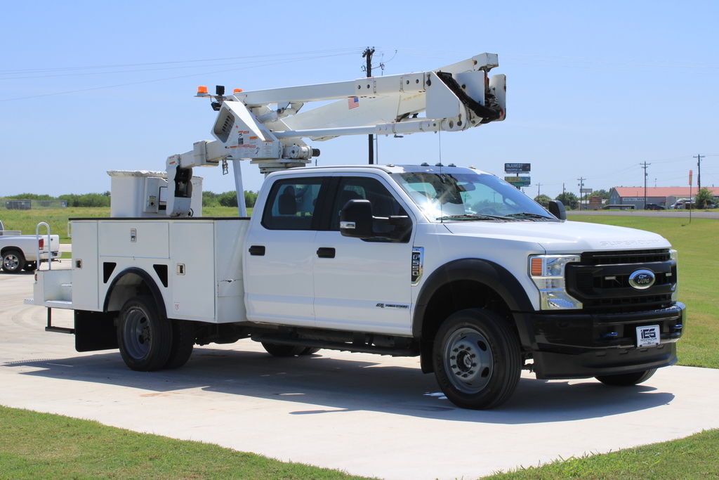 2020 FORD F-550 4x4 / Terex LT40 in Bryan, TX