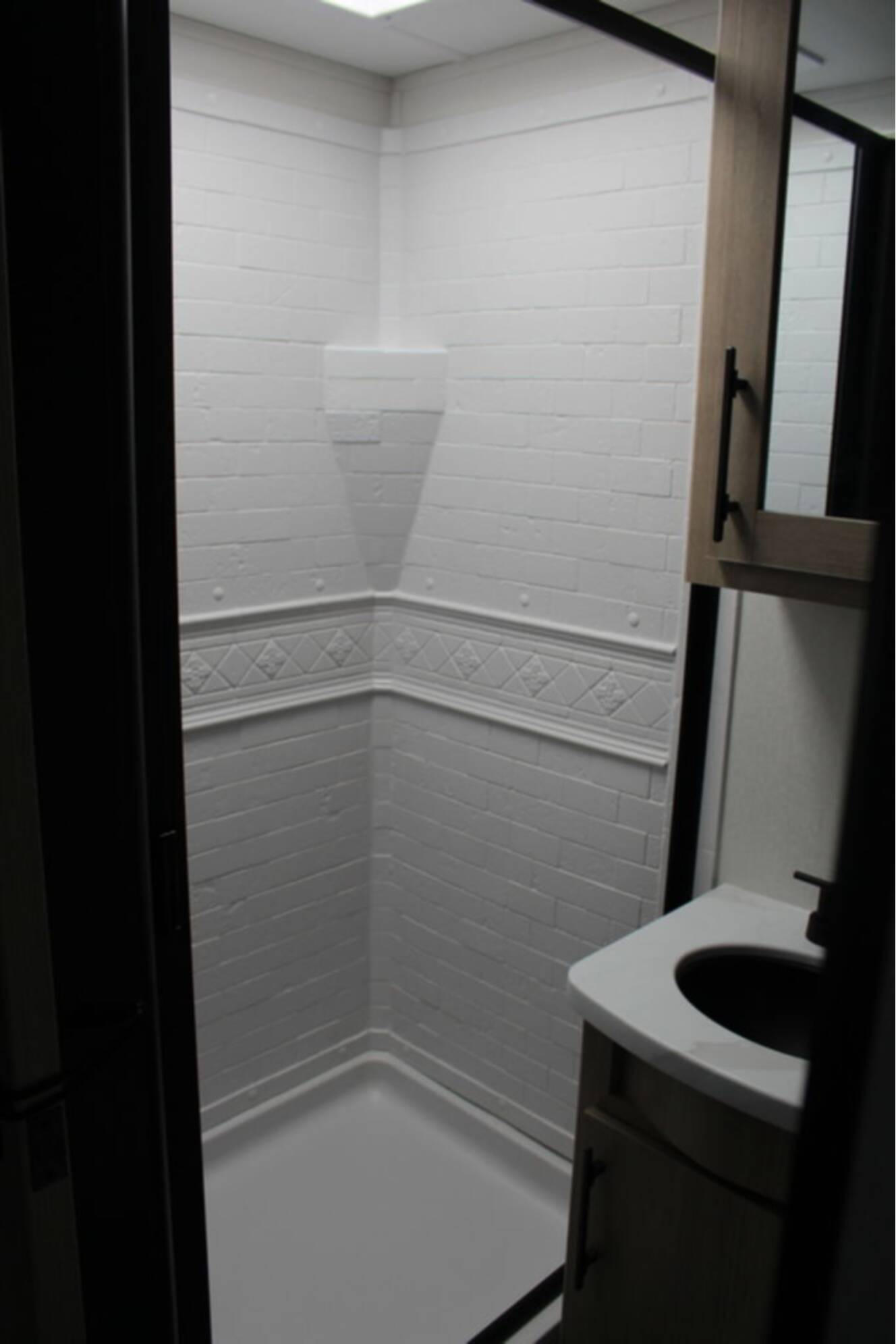 A photo of this 2025 Grand Design Imagine XLS 17MKE