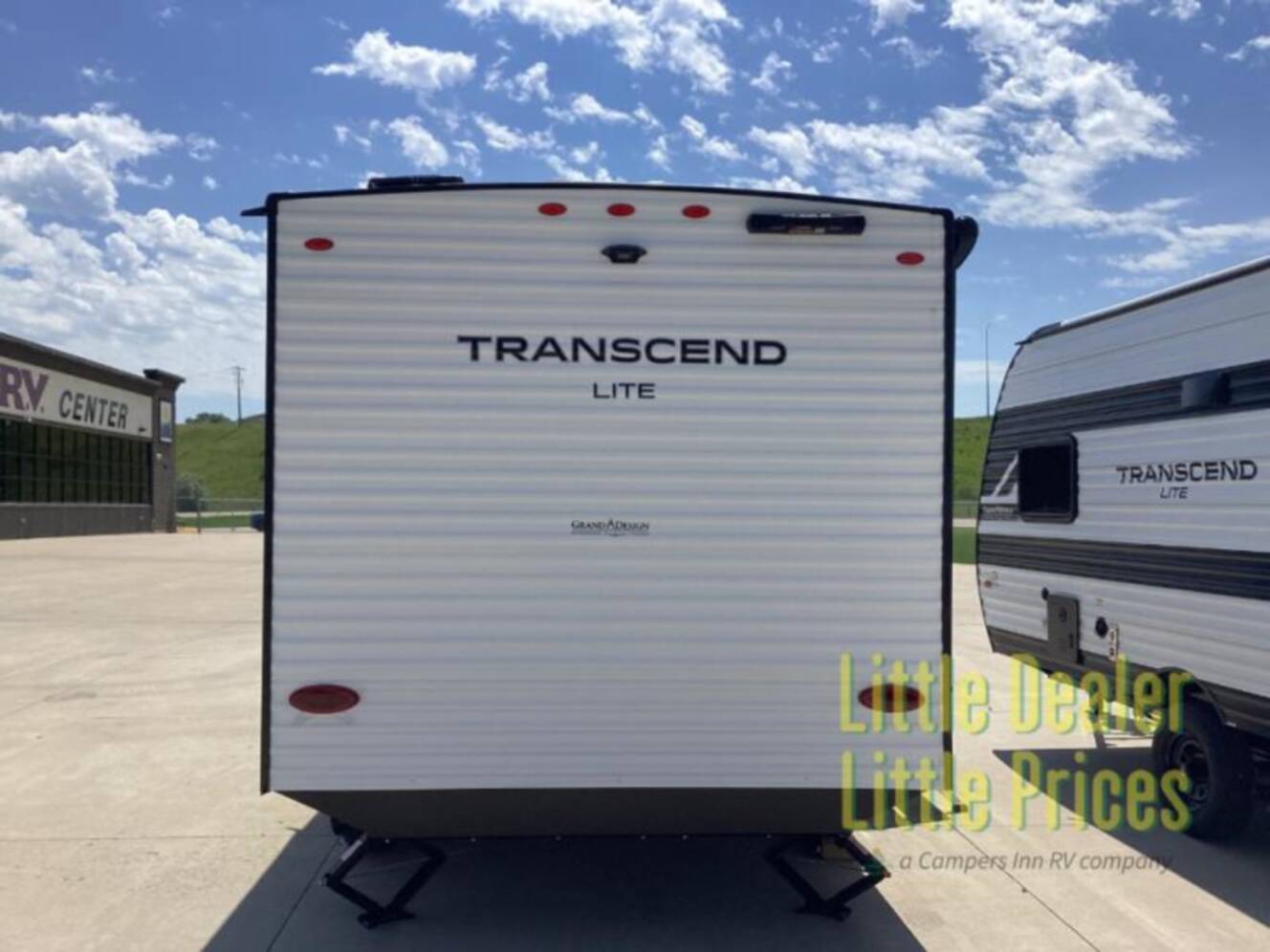 A photo of this 2027 Grand Design Transcend Lite 121RBL