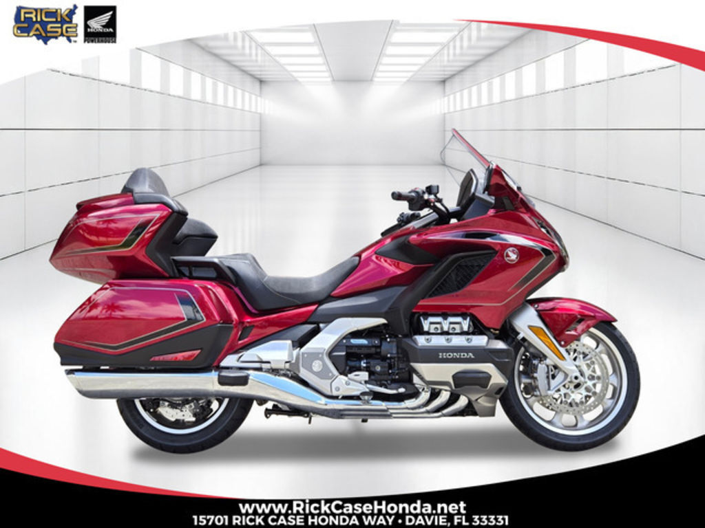 2026 Honda® Gold Wing Tour Automatic DCT 1800 TOUR AUTOMATIC DCT in Davie, FL