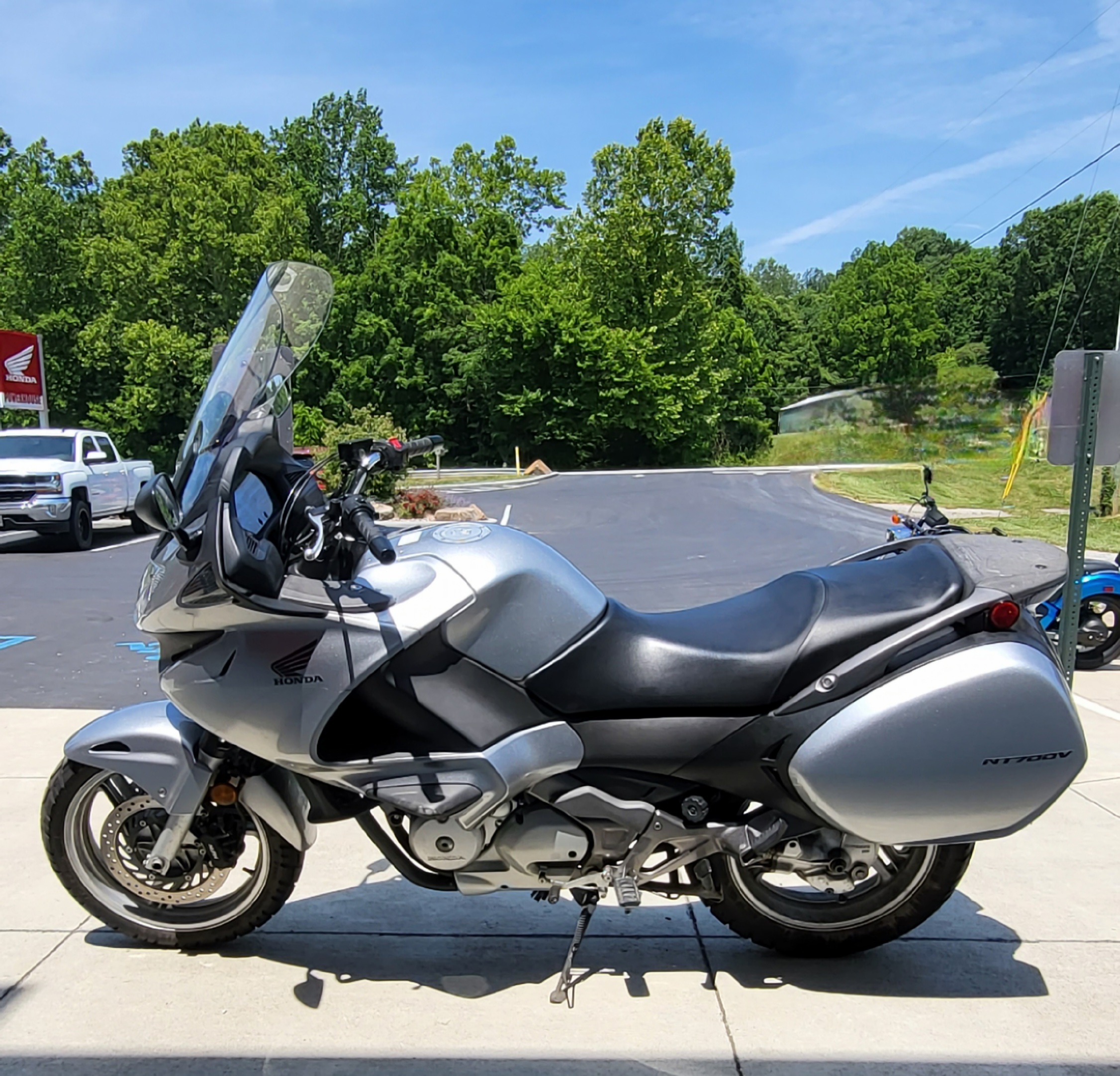 2010 Honda NT700V BASE in Bedford, IN