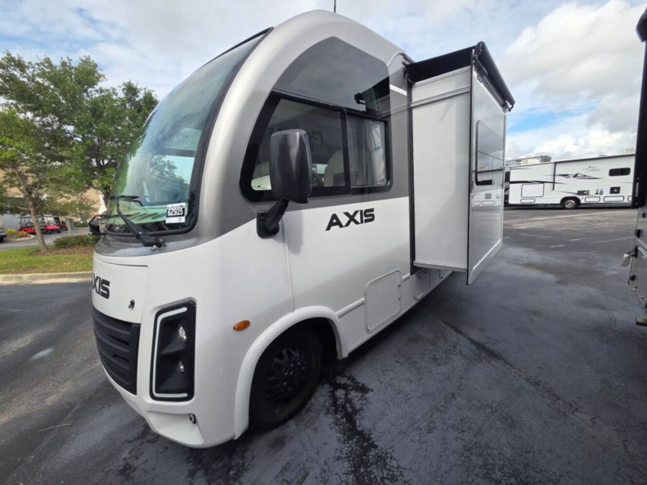 A photo of this 2026 Thor Motor Coach Axis 26.2