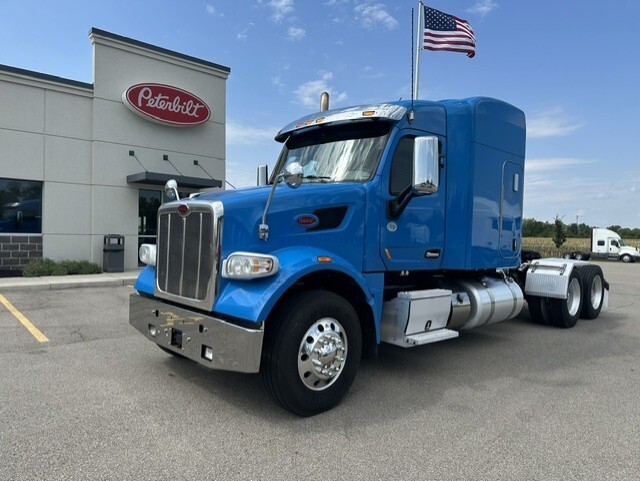 2021 PETERBILT 567 in Tipp City, OH
