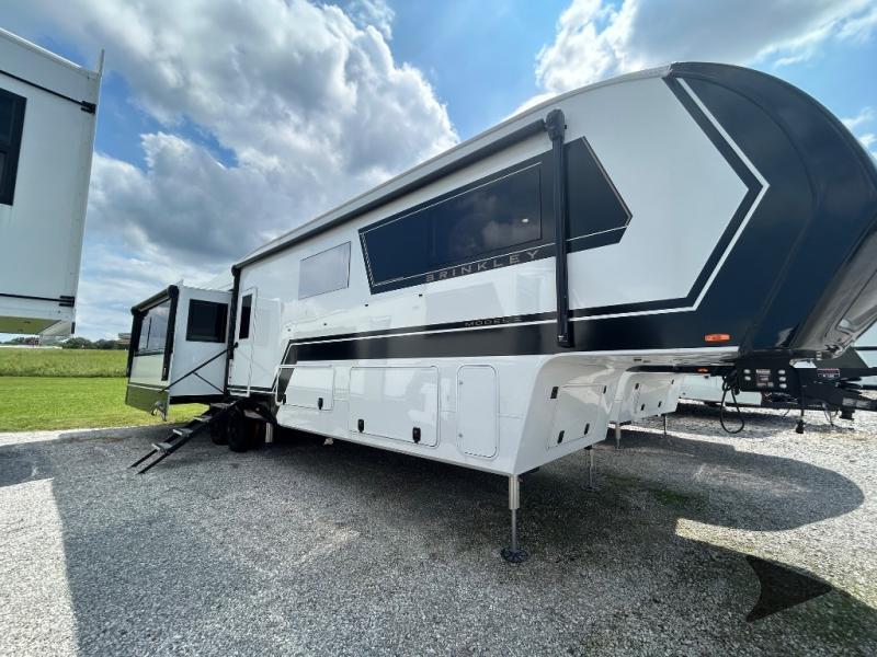 2026 Brinkley Model Z 3610 in almo KY