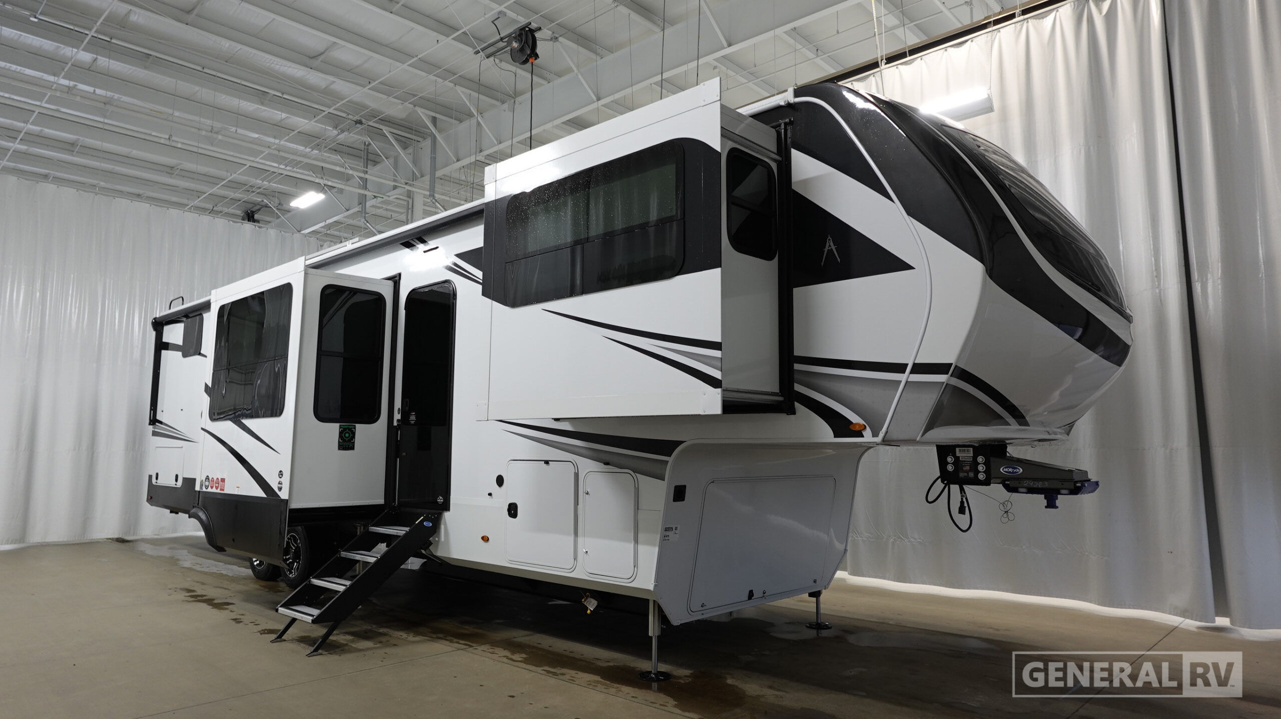 2027 Grand Design SOLITUDE 380FL in south weber UT