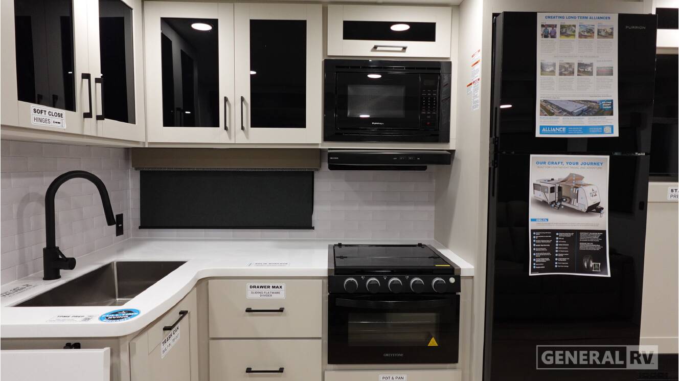 A photo of this 2027 Alliance Rv DELTA 262RB