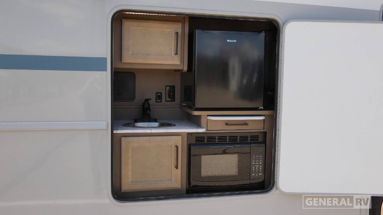 A photo of this 2026 Fleetwood FLAIR 29M