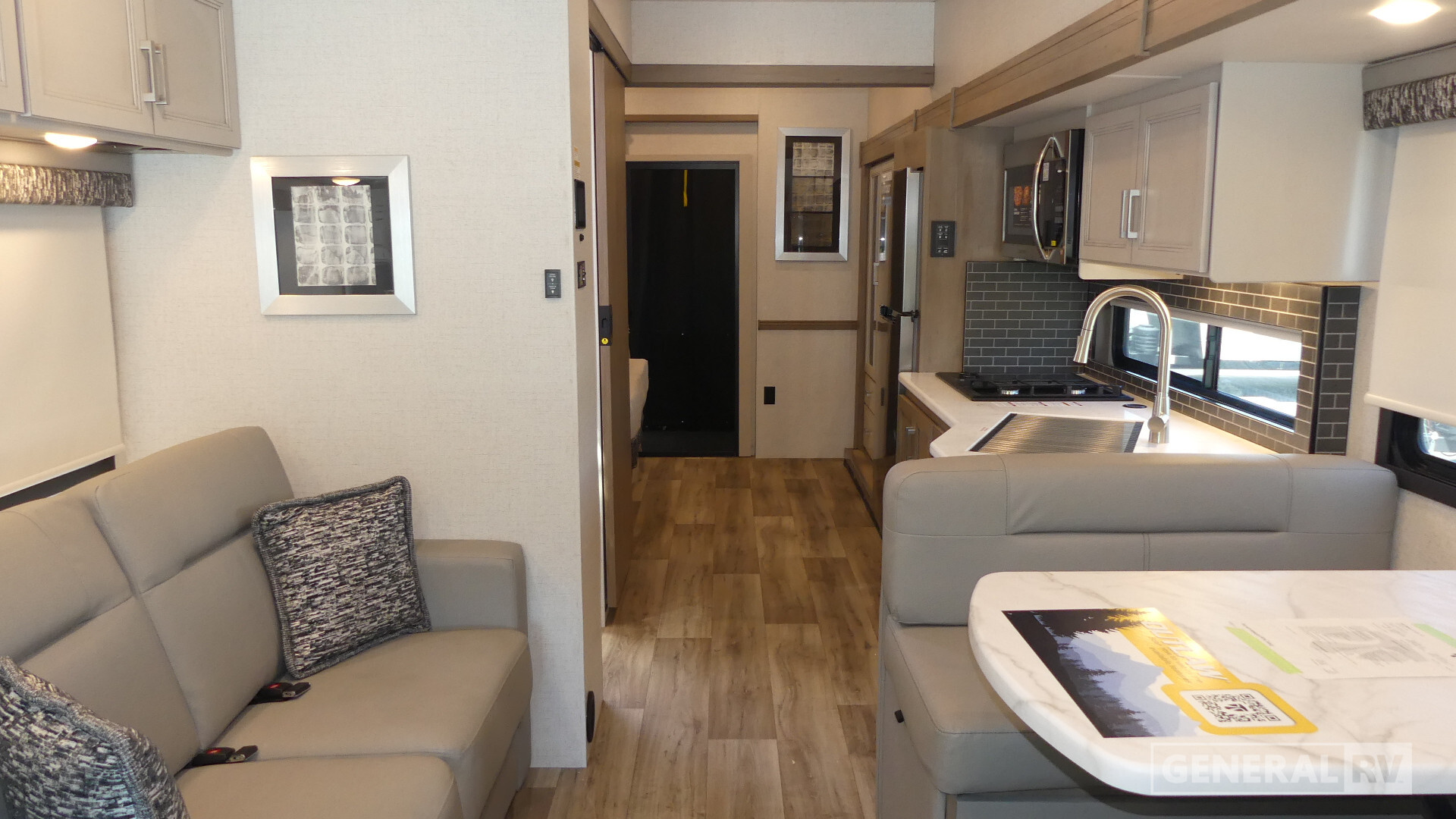 2027 Thor Motor Coach OUTLAW 38M in ashland VA
