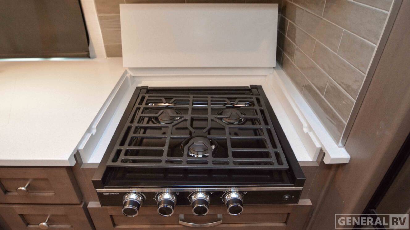 A photo of this 2026 Newmar BAY STAR 3626