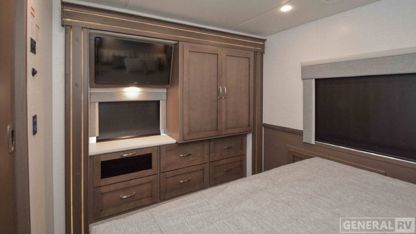 A photo of this 2026 Newmar BAY STAR 3626