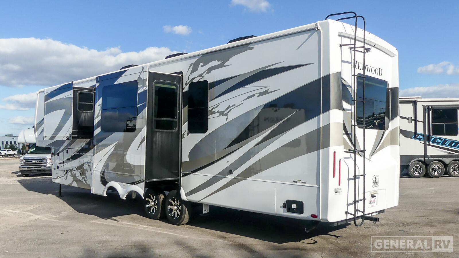 2021 Crossroads Rv REDWOOD 4001LK in winter garden FL