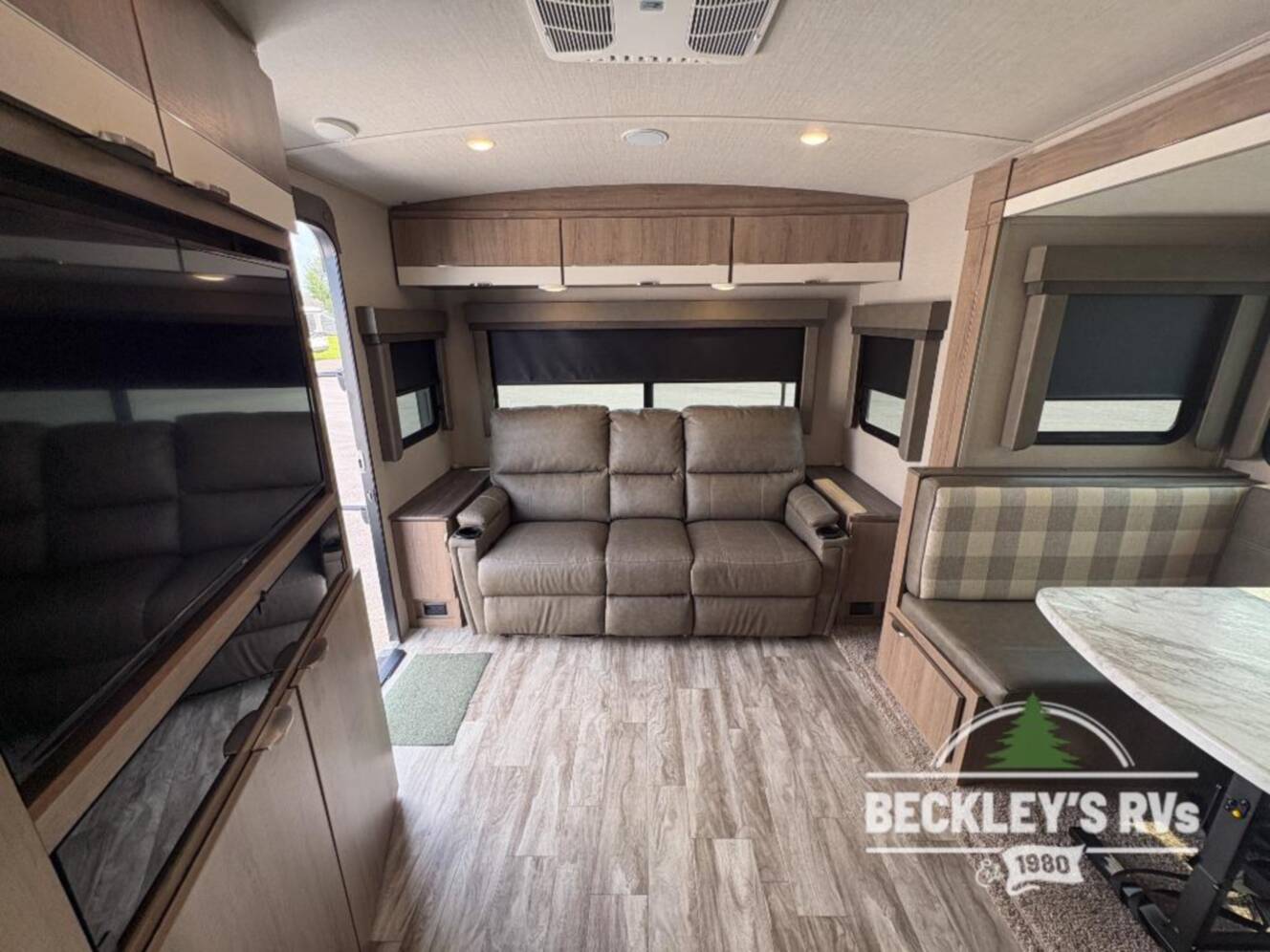 A photo of this 2021 Grand Design Imagine 2500RL